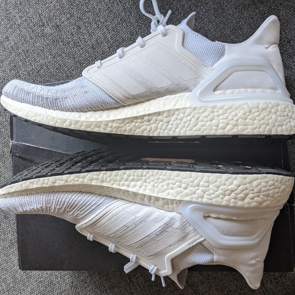 Adidas Ultraboost triple white men's size 13 - Picture 8 of 9